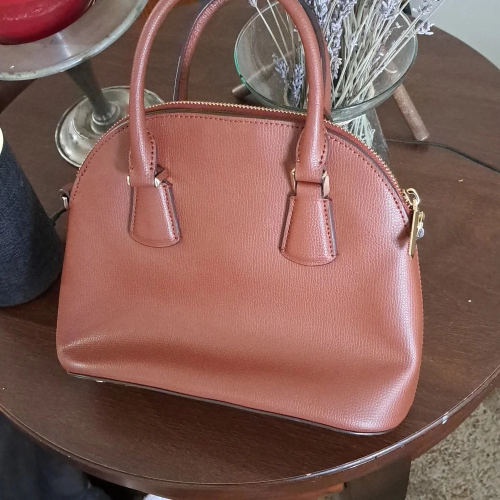 Perfect condition Kate Spade small dome crossbody / handbag